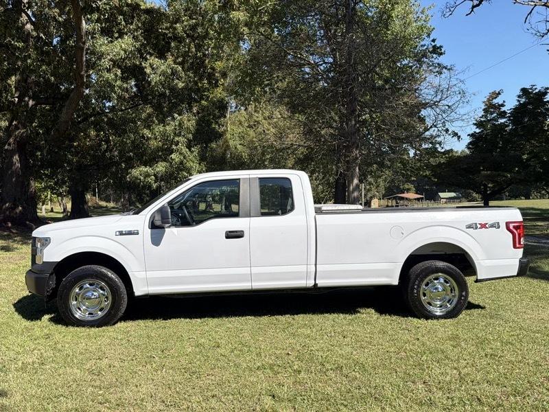 Ford F-150 XL SuperCab 8-ft. Bed 4WD 2016
