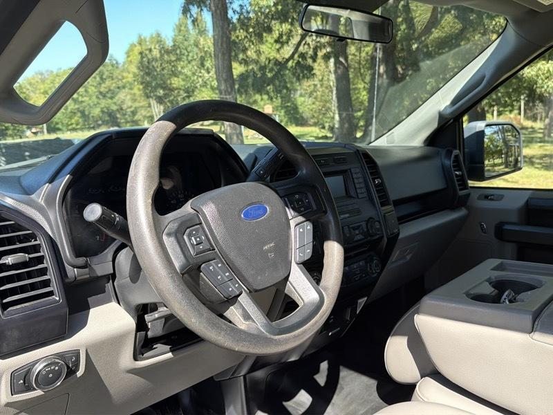 Ford F-150 XL SuperCab 8-ft. Bed 4WD 2016