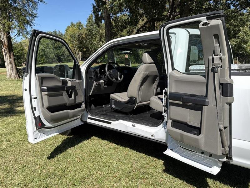 Ford F-150 XL SuperCab 8-ft. Bed 4WD 2016