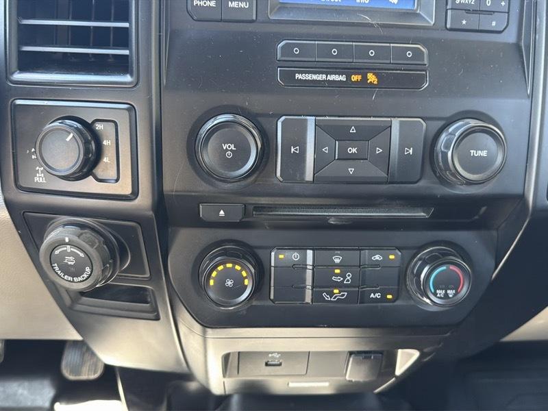 Ford F-150 XL SuperCab 8-ft. Bed 4WD 2016