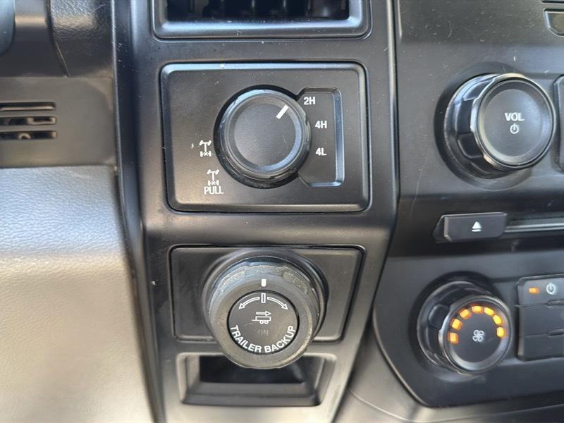 Ford F-150 XL SuperCab 8-ft. Bed 4WD 2016