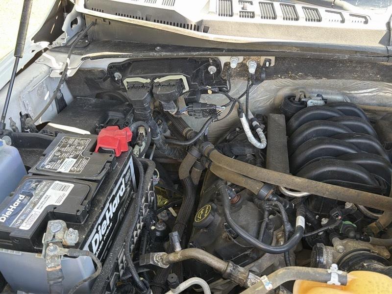 Ford F-150 XL SuperCab 8-ft. Bed 4WD 2016