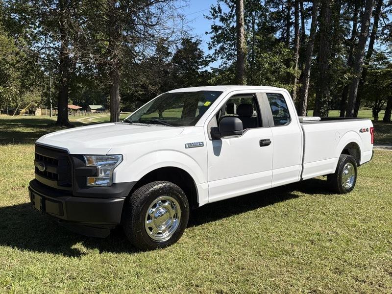 Ford F-150 XL SuperCab 8-ft. Bed 4WD 2016