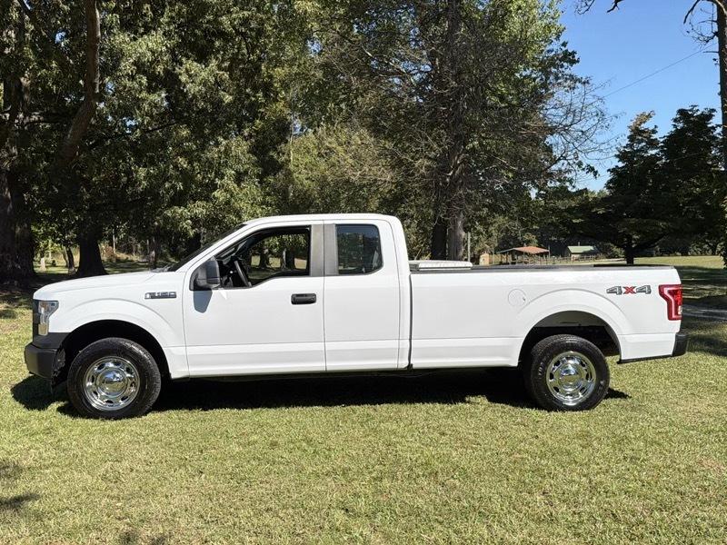 Ford F-150 XL SuperCab 8-ft. Bed 4WD 2016