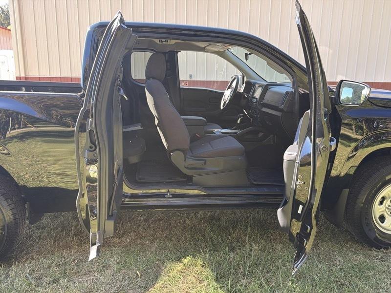 Nissan Frontier S King Cab 2WD 2022