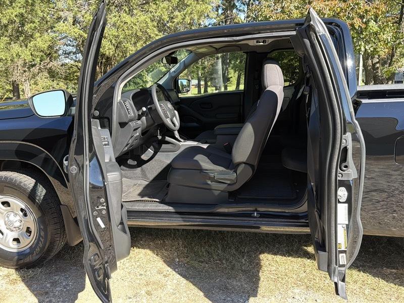 Nissan Frontier S King Cab 2WD 2022