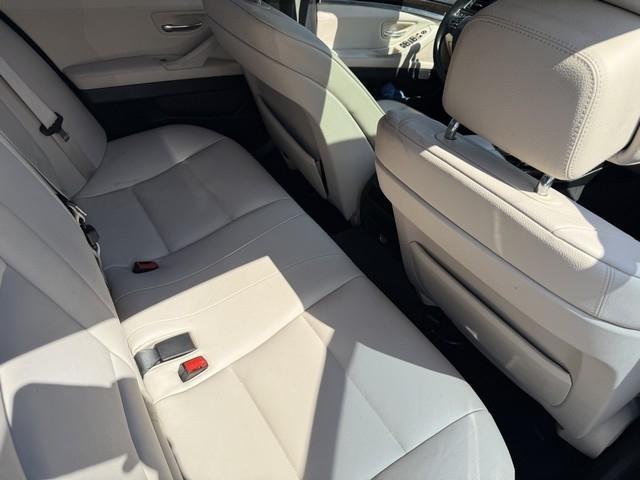 BMW 5 Series 4dr Sdn 528i xDrive AWD 2012