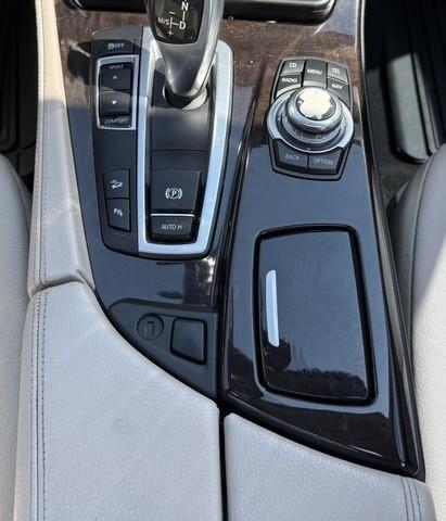 BMW 5 Series 4dr Sdn 528i xDrive AWD 2012