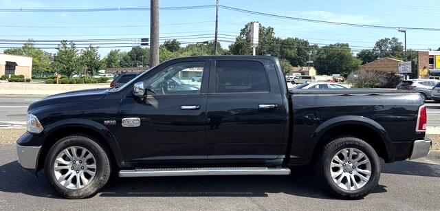 RAM 1500 Longhorn 4x4 Crew Cab 5'7" Box 2017 RAM 1500 Longhorn 4x4 Crew Cab 5'7" Box 2017