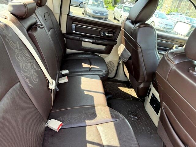 RAM 1500 Longhorn 4x4 Crew Cab 5'7" Box 2017 RAM 1500 Longhorn 4x4 Crew Cab 5'7" Box 2017