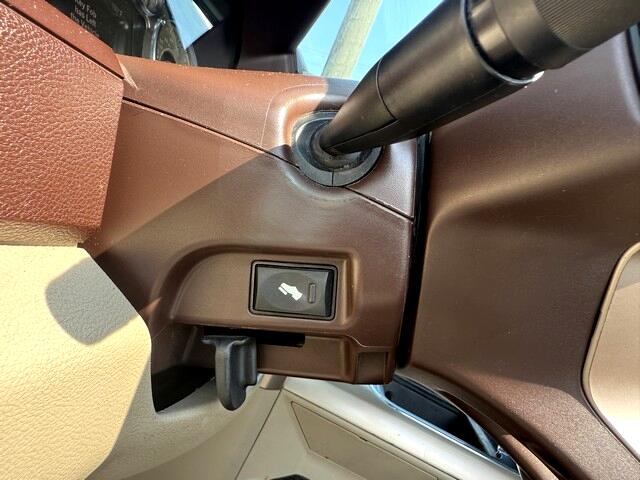 RAM 1500 Longhorn 4x4 Crew Cab 5'7" Box 2017 RAM 1500 Longhorn 4x4 Crew Cab 5'7" Box 2017