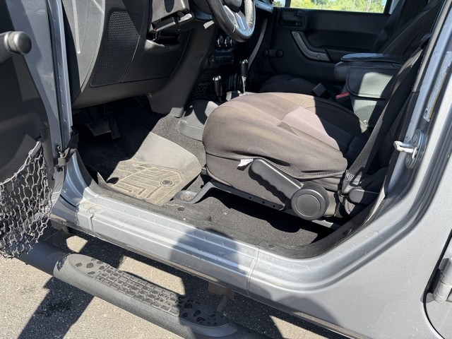 Jeep Wrangler Unlimited 4WD 4dr Sport 2016