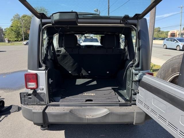 Jeep Wrangler Unlimited 4WD 4dr Sport 2016