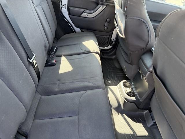 Jeep Wrangler Unlimited 4WD 4dr Sport 2016