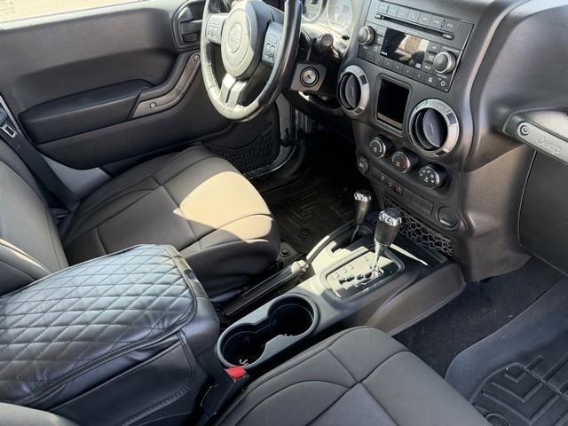 Jeep Wrangler Unlimited 4WD 4dr Sport 2016