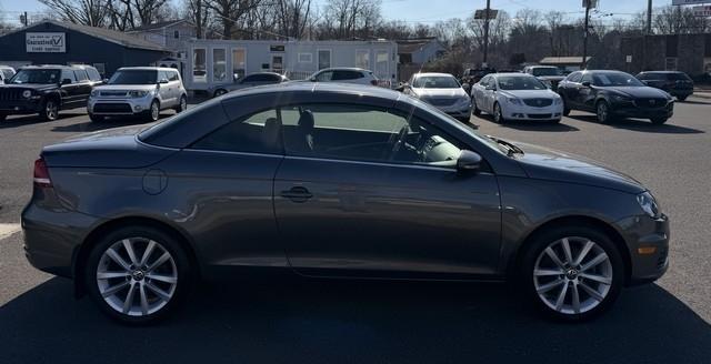 Volkswagen Eos 2dr Conv Komfort SULEV 2013