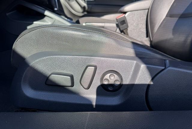 Volkswagen Eos 2dr Conv Komfort SULEV 2013