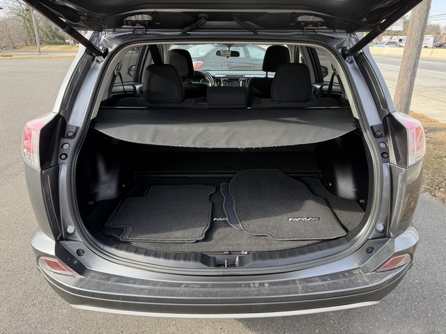 Toyota RAV4 Hybrid AWD 4dr XLE (Natl) 2016