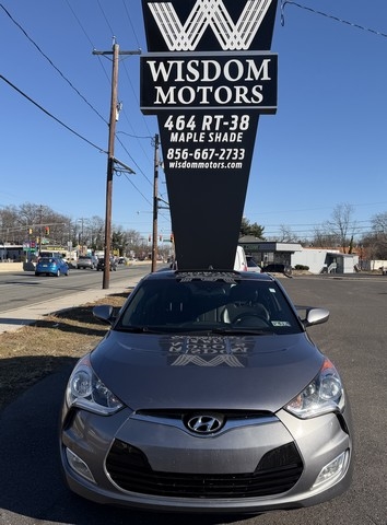 2016 Hyundai Veloster 3dr Cpe Auto w/Yellow Accent