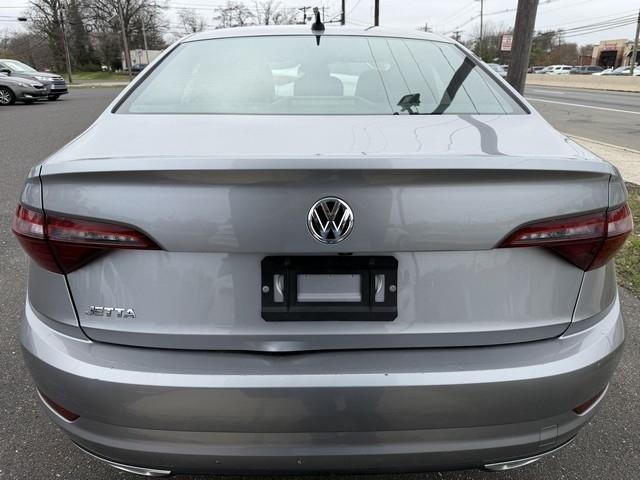 Volkswagen Jetta R-Line Auto w/SULEV 2020