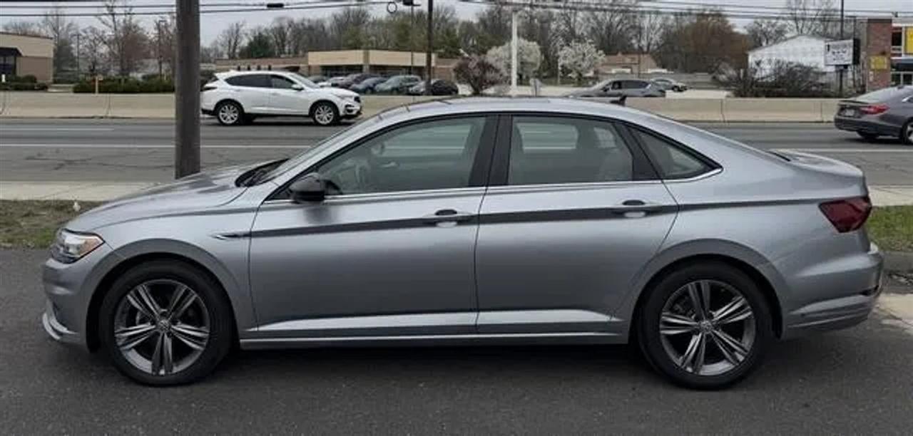 Volkswagen Jetta R-Line Auto w/SULEV 2020