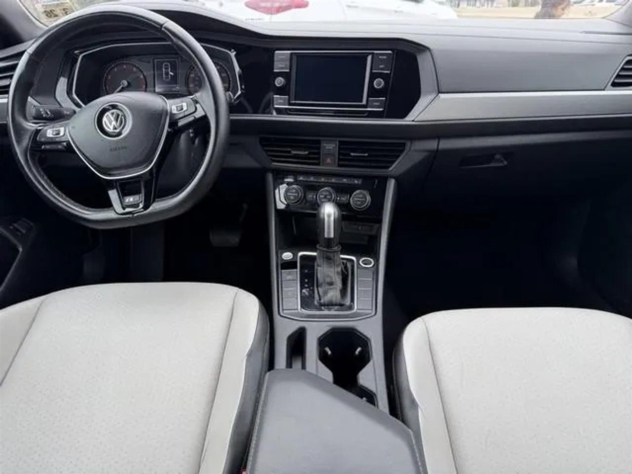 Volkswagen Jetta R-Line Auto w/SULEV 2020
