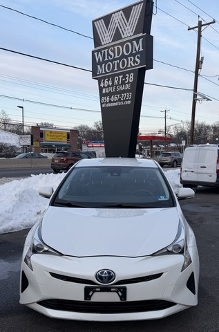 2017 Toyota Prius Two (Natl)