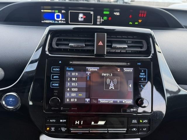 Toyota Prius Three Touring (Natl) 2017