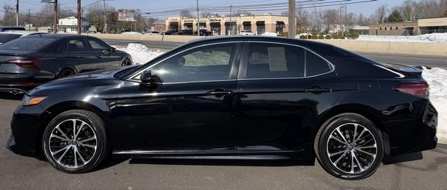 Toyota Camry XLE Auto (Natl) 2018