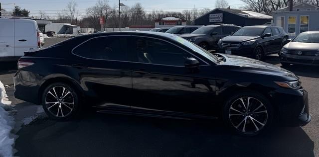 Toyota Camry XLE Auto (Natl) 2018