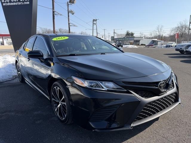Toyota Camry XLE Auto (Natl) 2018