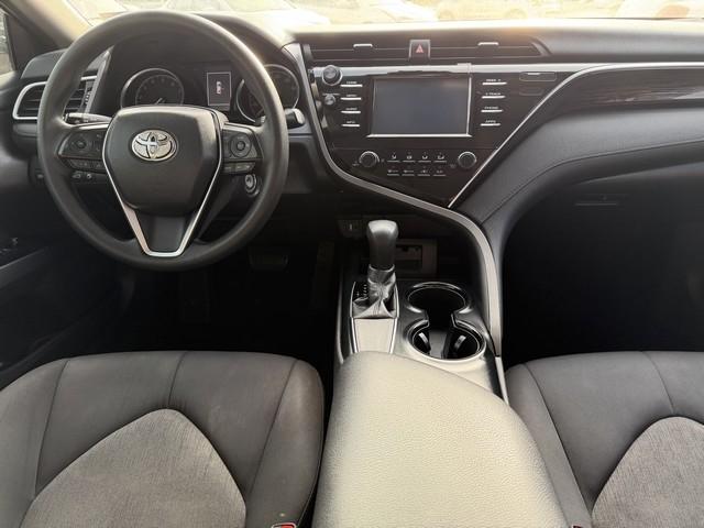 Toyota Camry XLE Auto (Natl) 2018