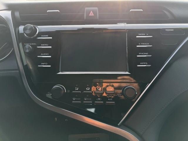 Toyota Camry XLE Auto (Natl) 2018