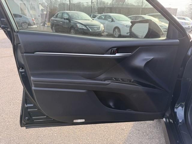 Toyota Camry XLE Auto (Natl) 2018