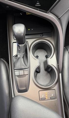 Toyota Camry Hybrid SE Nightshade CVT (Natl) 2023