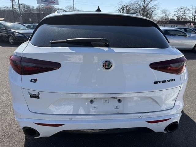 Alfa Romeo Stelvio Sport AWD 2020