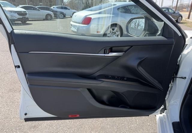 Toyota Camry SE Auto AWD (Natl) 2024