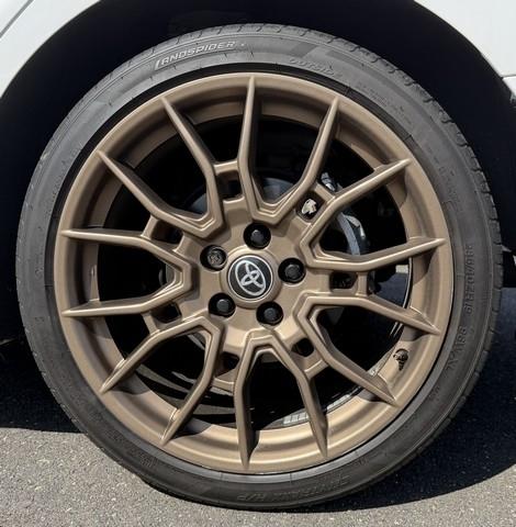 Toyota Camry SE Auto AWD (Natl) 2024