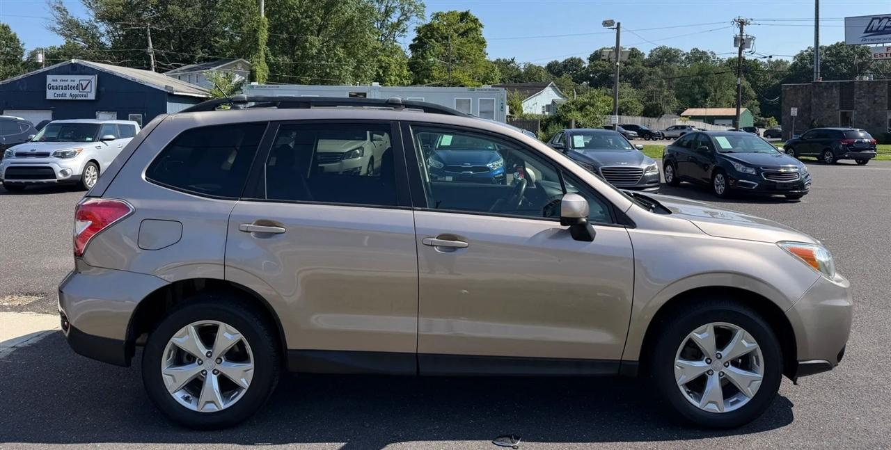 Subaru Forester 4dr CVT 2.5i Premium PZEV 2015