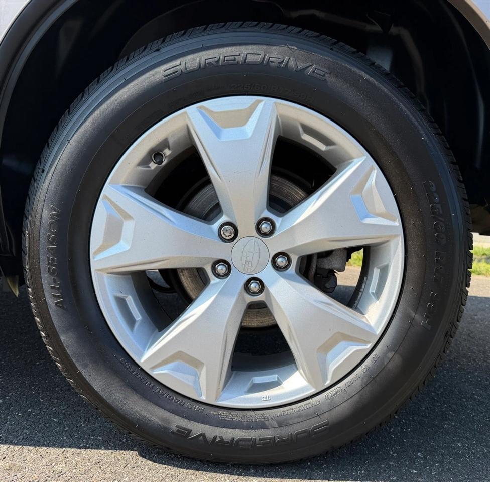 Subaru Forester 4dr CVT 2.5i Premium PZEV 2015