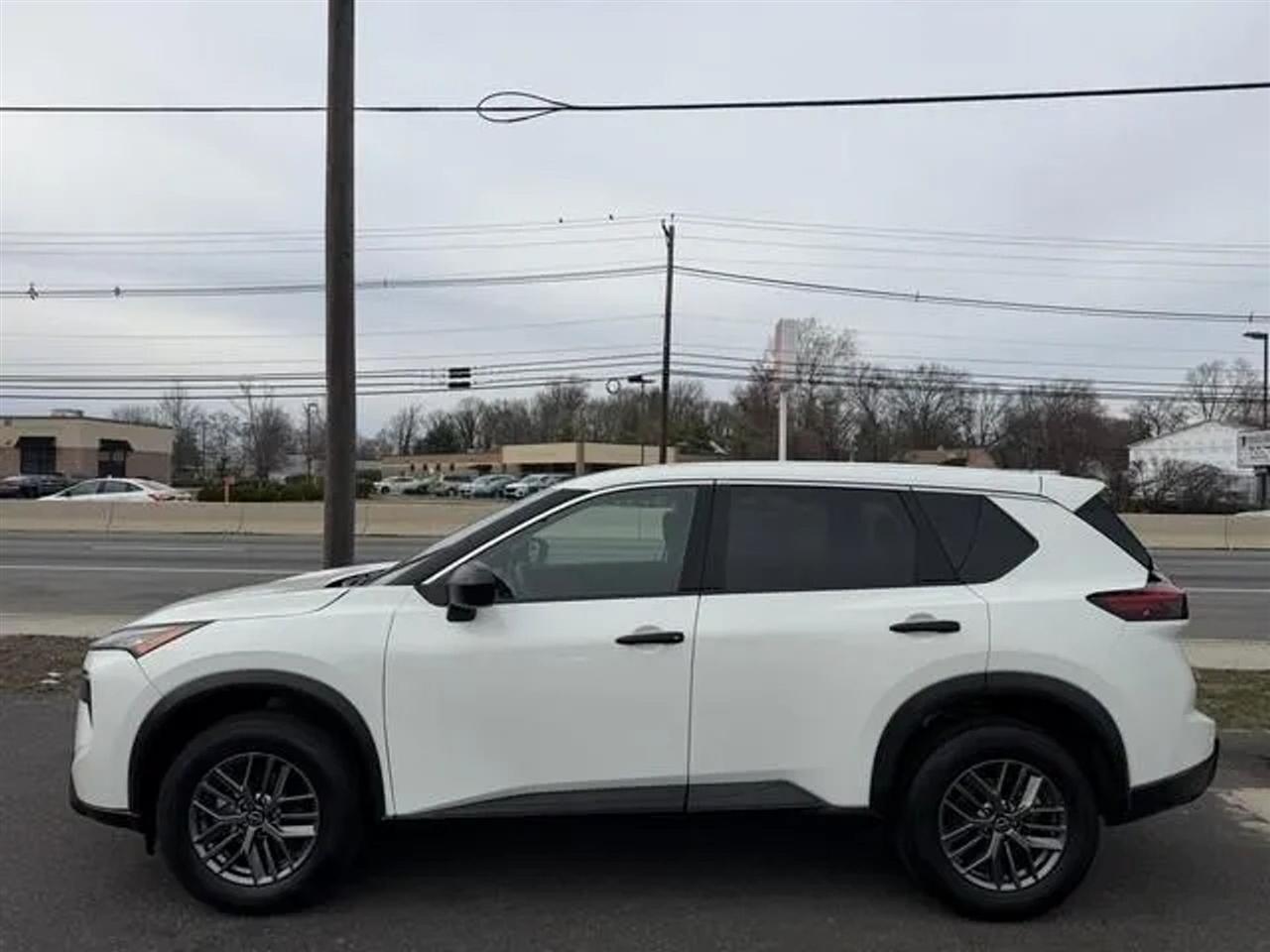 Nissan Rogue AWD S 2024