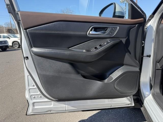 Nissan Rogue AWD Platinum 2022