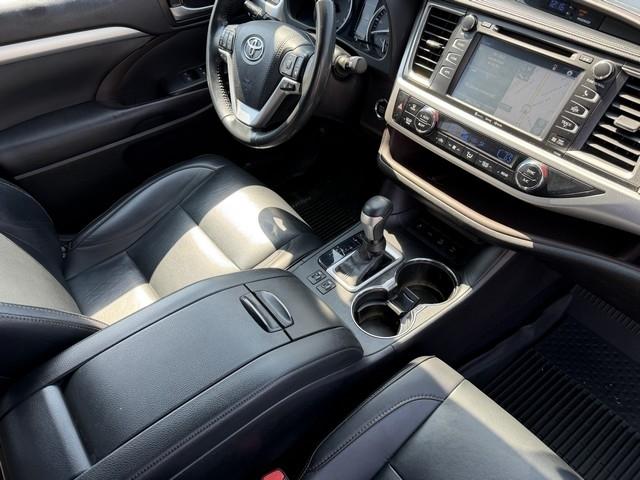 Toyota Highlander XLE V6 AWD (Natl) 2019