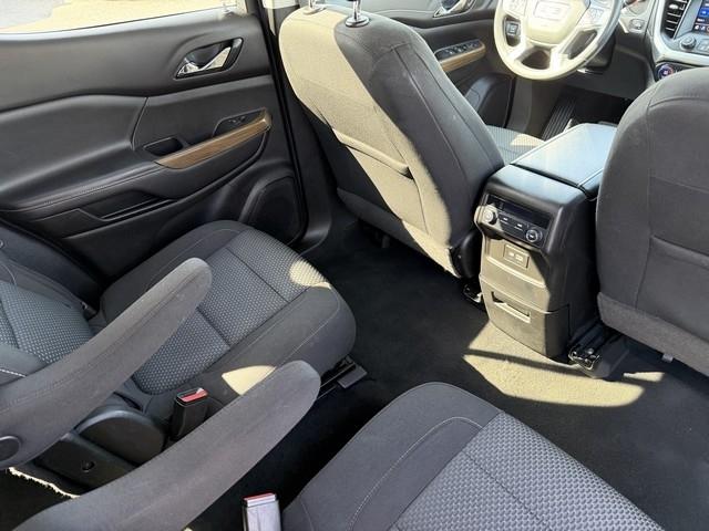 GMC Acadia AWD 4dr SLE 2021