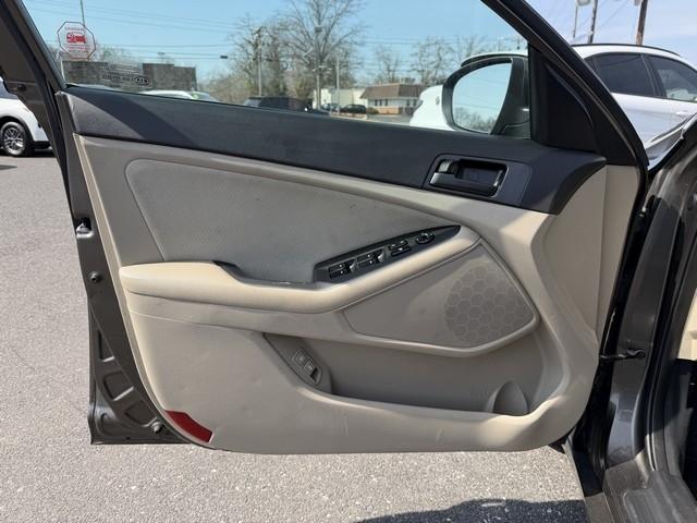 Kia Optima 4dr Sdn LX 2013