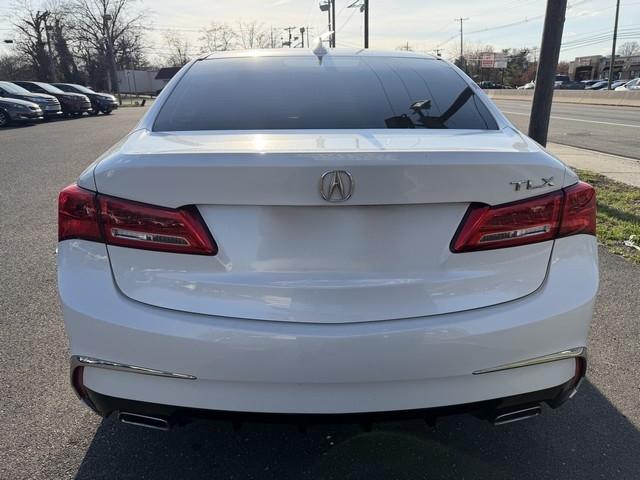 Acura TLX 3.5L FWD 2019