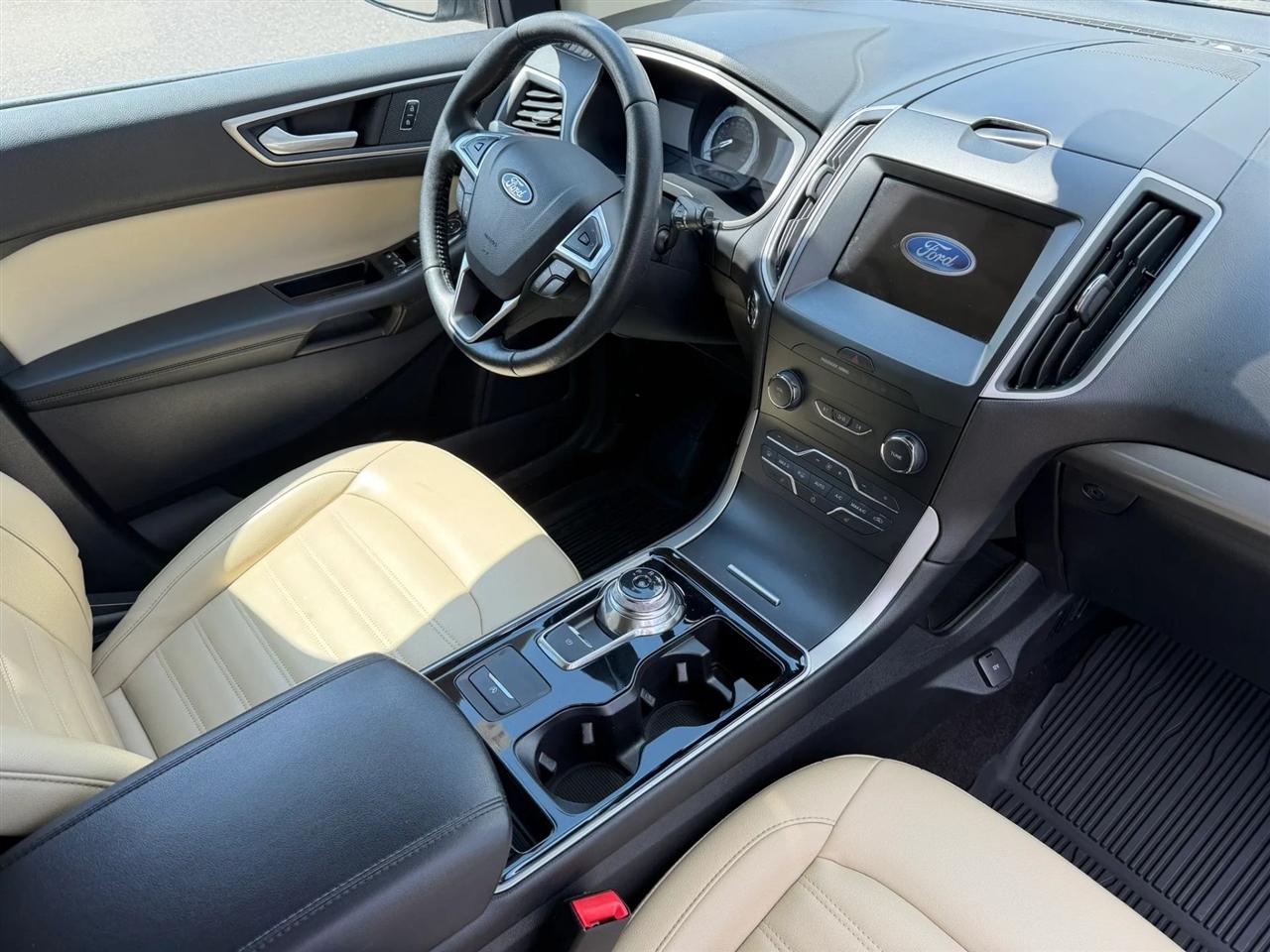 Ford Edge SEL FWD 2019
