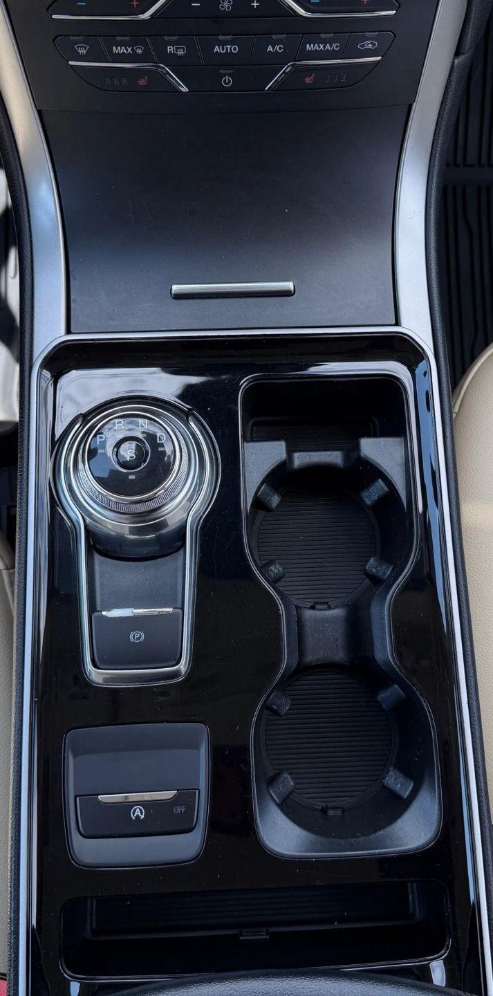 Ford Edge SEL FWD 2019