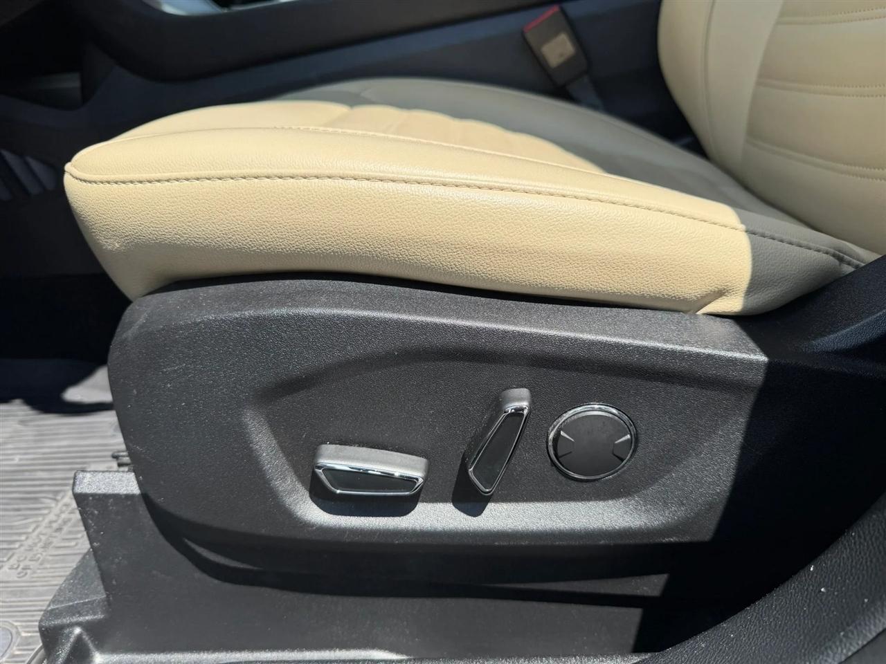 Ford Edge SEL FWD 2019