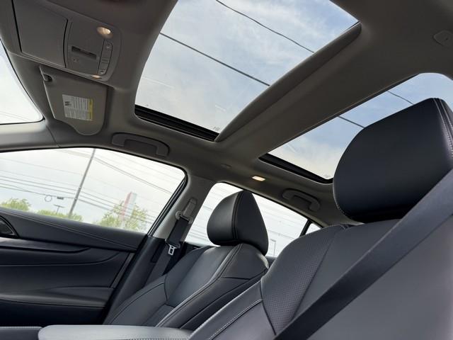 Nissan Maxima Platinum CVT 2023